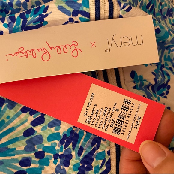 NWT-  Lilly Pulitzer UPF 50+ Luxletic Dara Tennis Skort- M - Picture 3 of 3